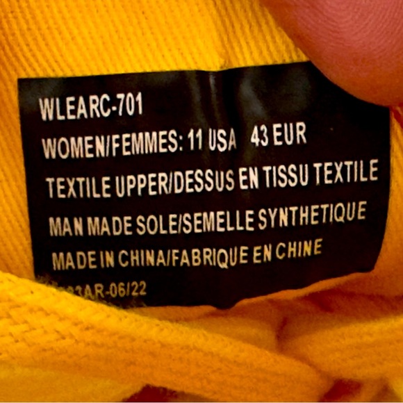 LUGZ Women’s Lear Yellow Sneaker with Yellow and White Strings     US 11… - Picture 5 of 12